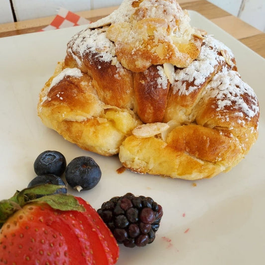 Croissant aux amandes